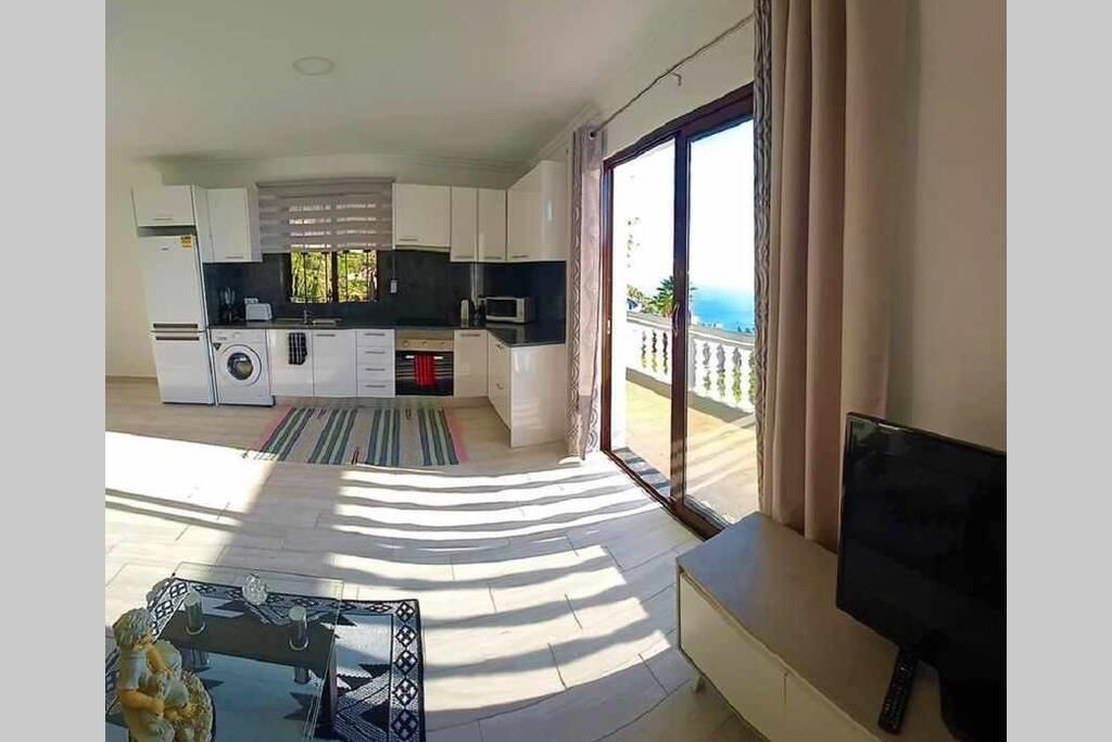 Arcos Grands Suites With Enormous And Private Pool. Arco da Calheta  Ngoại thất bức ảnh