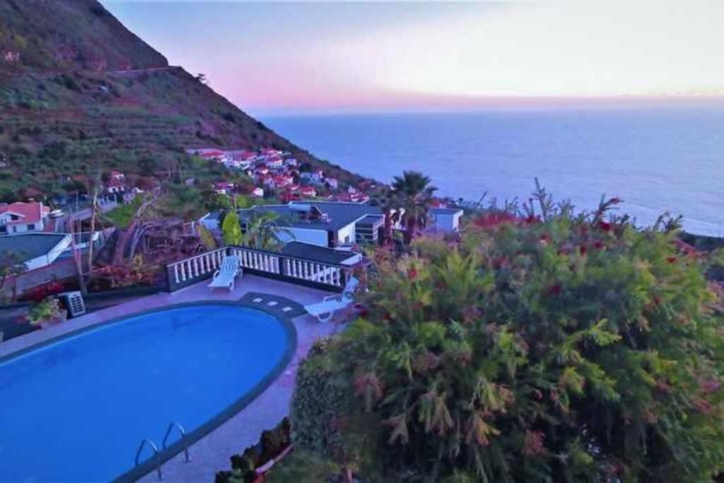 Arcos Grands Suites With Enormous And Private Pool. Arco da Calheta  Ngoại thất bức ảnh
