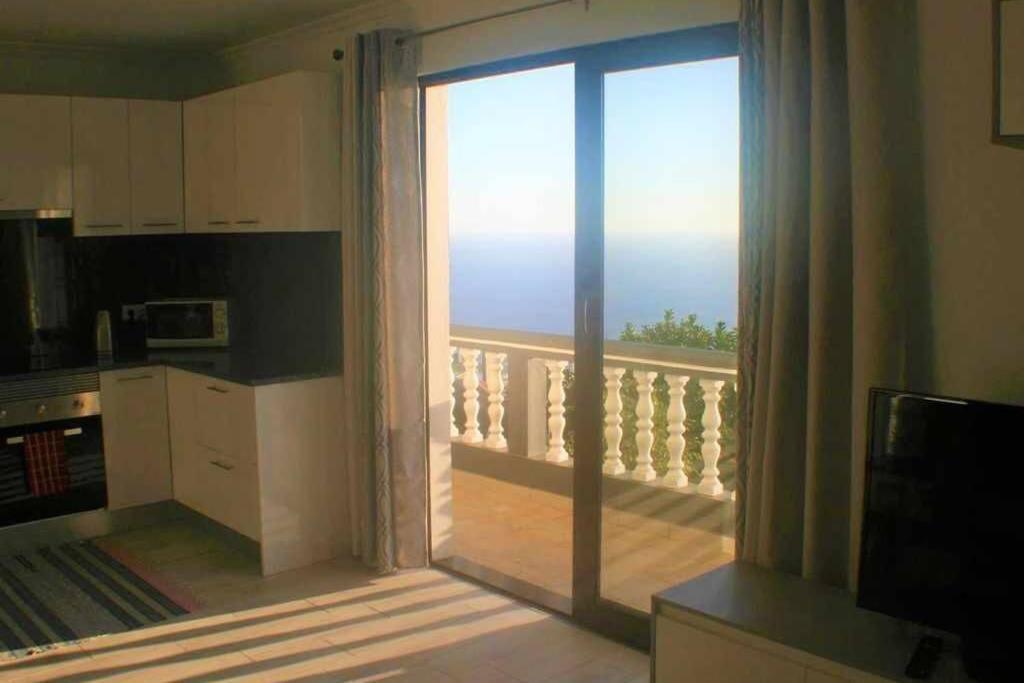 Arcos Grands Suites With Enormous And Private Pool. Arco da Calheta  Ngoại thất bức ảnh